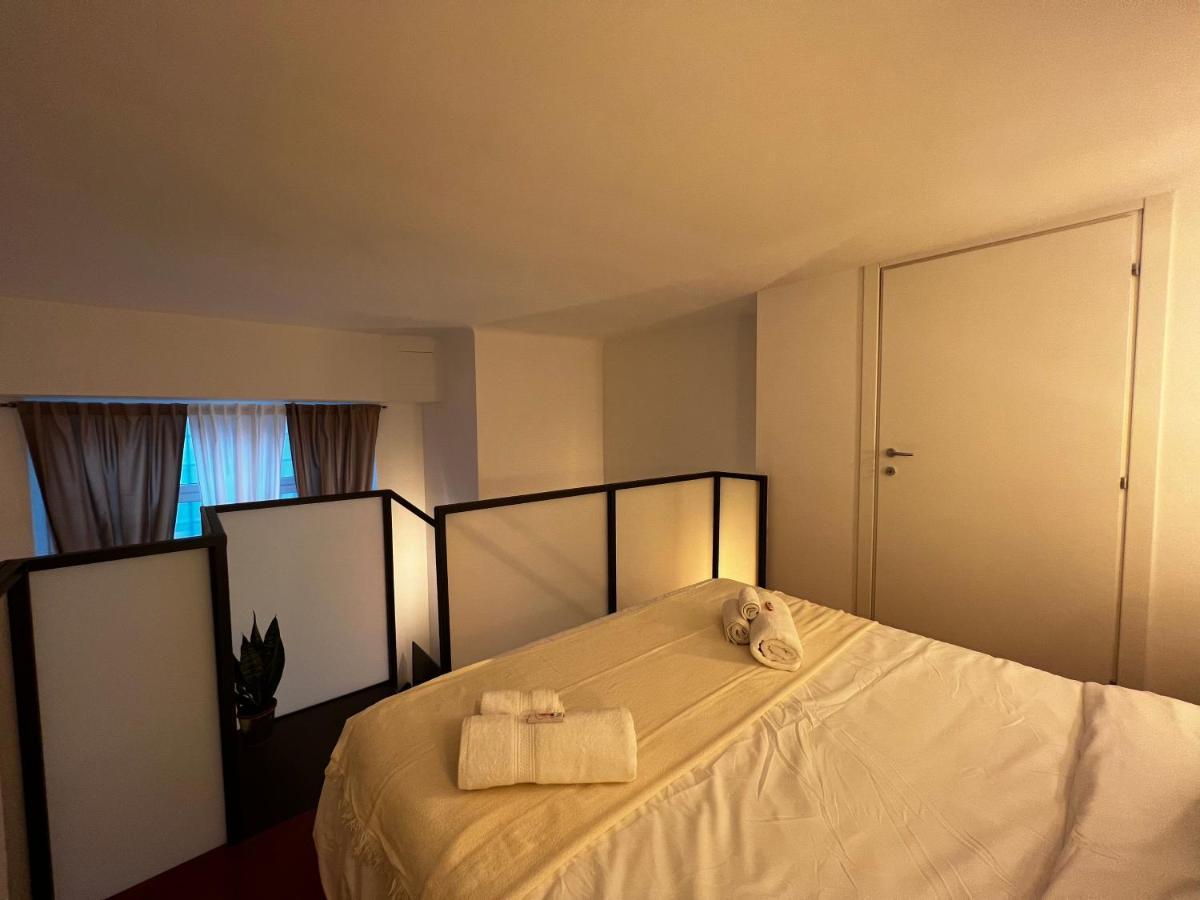 Regina Milano In Porta Romana 2 - Sky Tv, Wifi E Breakfast Box Leilighet Eksteriør bilde