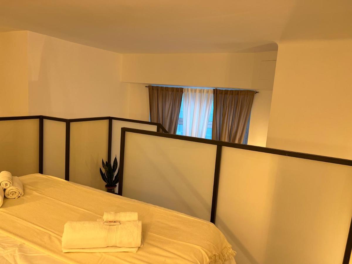 Regina Milano In Porta Romana 2 - Sky Tv, Wifi E Breakfast Box Leilighet Eksteriør bilde
